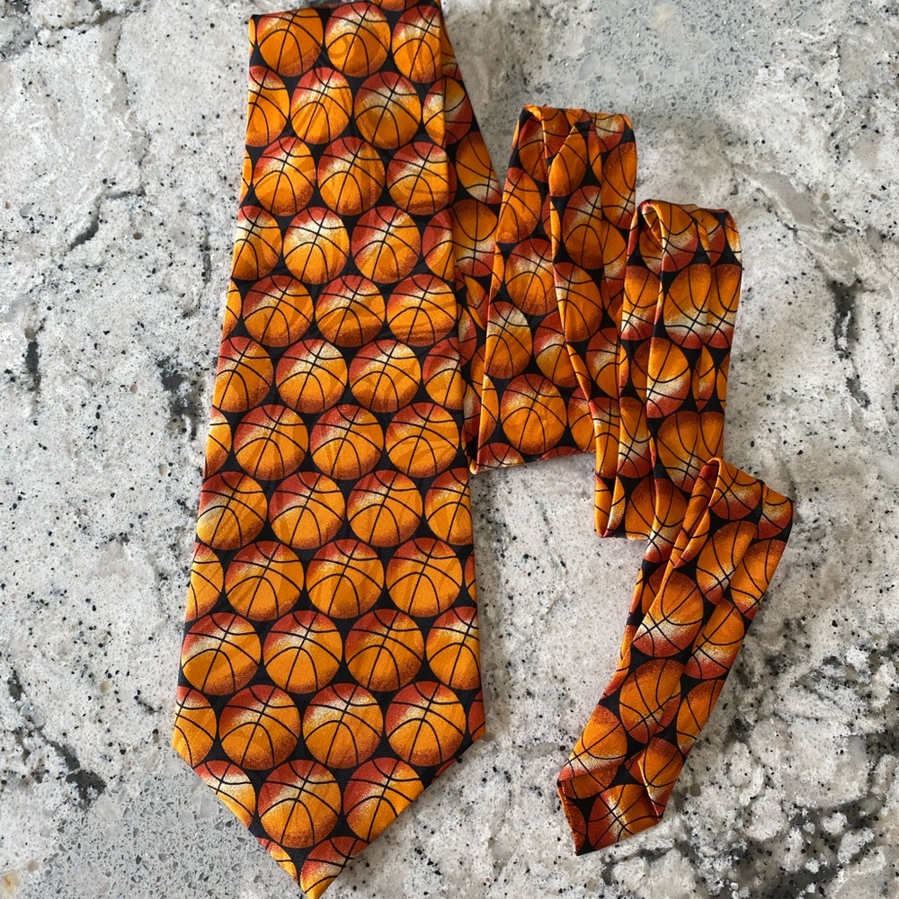 Basketball Tie 🏀